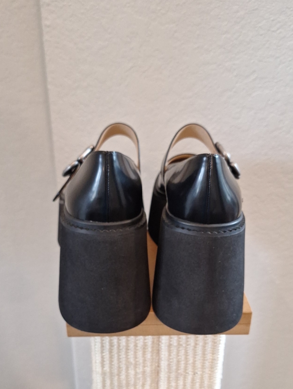 NWOB Coach Tea Rose Platform Mary Jane Shoes Black and Silver Witchy Size 10 - Picture 4 of 9